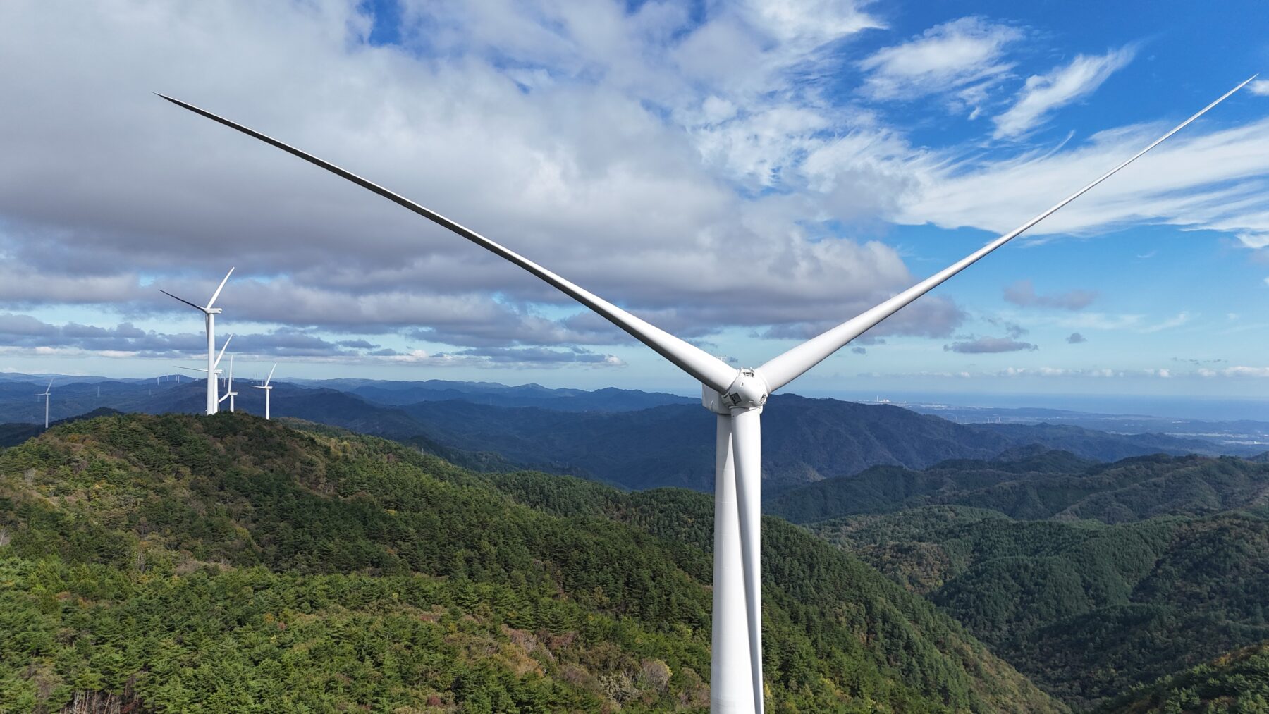 Mnre unveils draft guidelines for prototype wind turbine installations to - "India's Wind Energy Revolution: New Draft Guidelines for Prototype Turbines Set to Elevate Testing and Certification Standards"